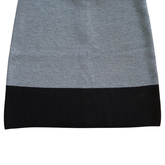 LOFT | WOOL BLEND GREY & BLACK COLOR BLOCK KNIT SKIRT ZIPPER BACK | SMALL - Picture 4 of 8